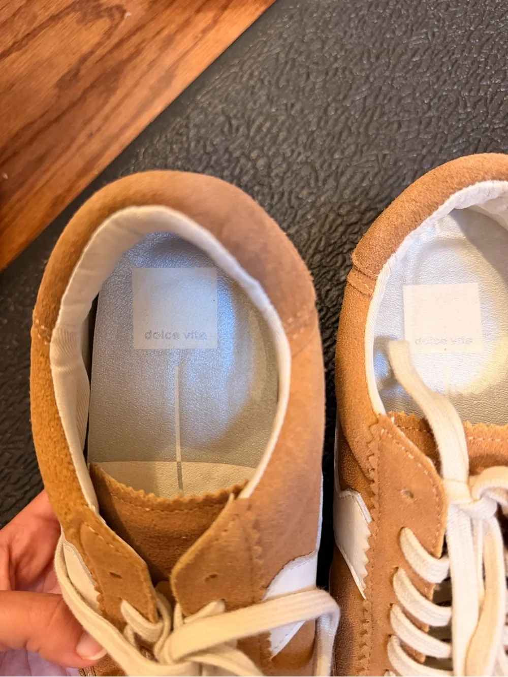 Dolce Vita casual low